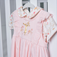 Creative photography Guess how much I love you rabbit baby clothes
